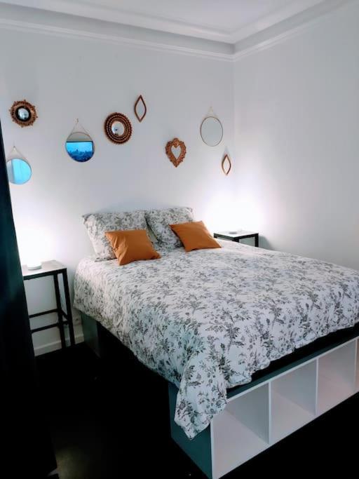 Appartement Les Abbesses 巴黎 外观 照片